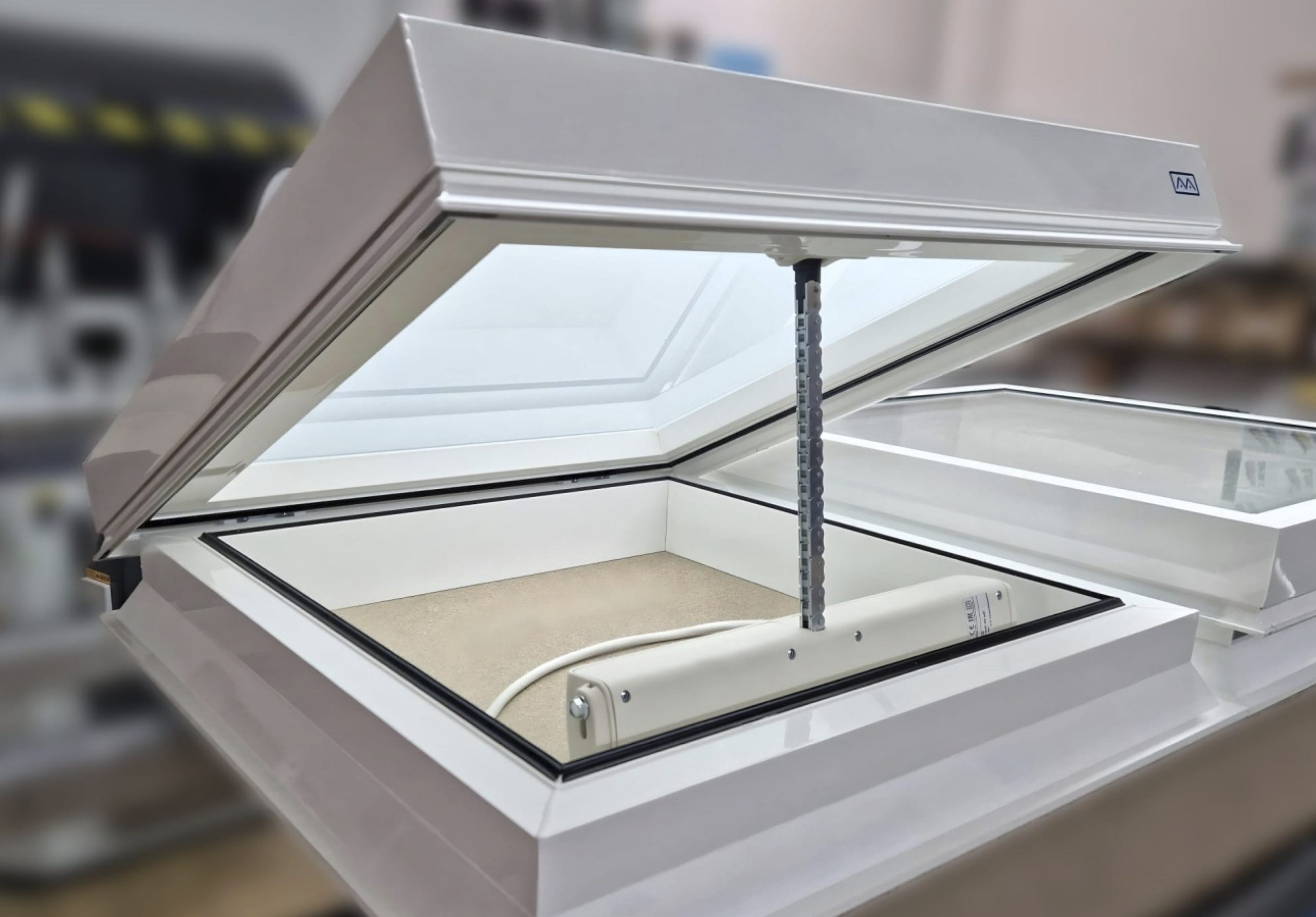 Claraboya Eléctrica